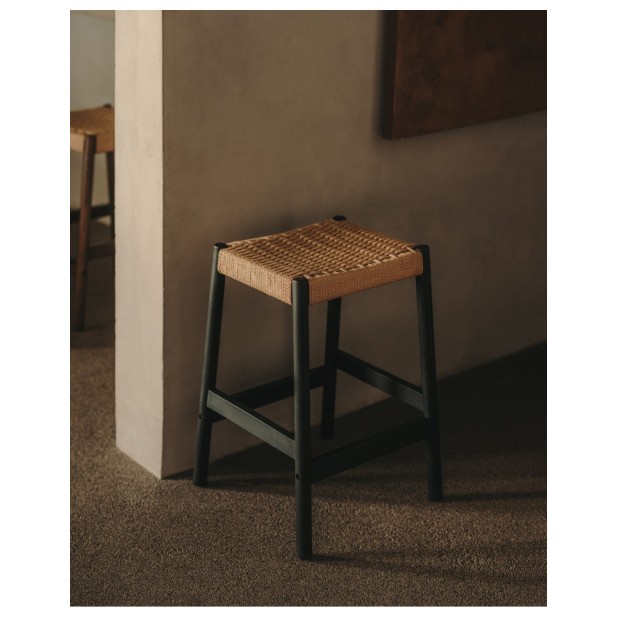 Taburete Yalia de madera maciza de...