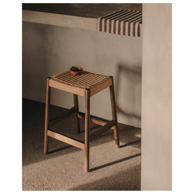 Taburete Yalia de madera maciza de...