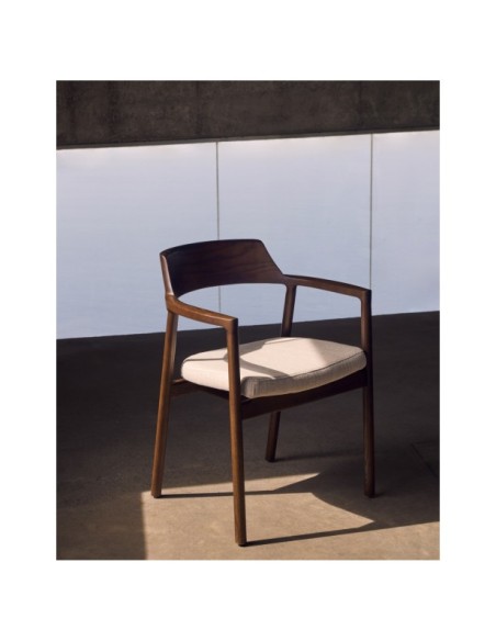 Silla desenfundable Alocs madera maciza de roble con acabado nogal FSC Mix Credit - Kave Home