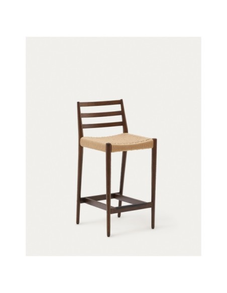 Taburete Analy respaldo madera maciza roble acabado nogal y asiento de cuerda 65cm FSC100% - Kave Home