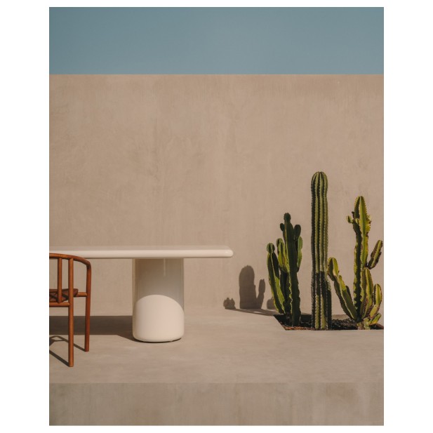 Mesa Canaret de cemento con acabado...