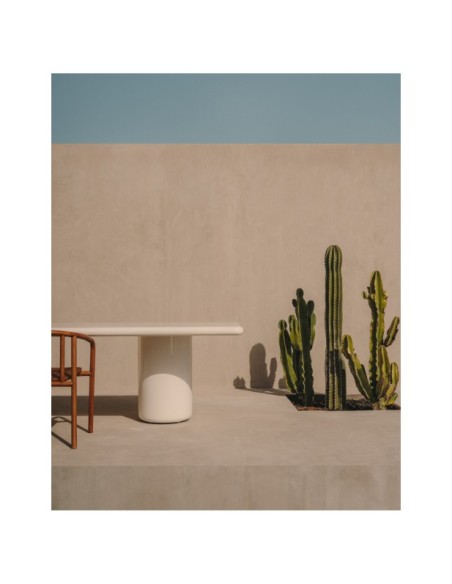 Mesa Canaret de cemento con acabado blanco brillante 239 x 102 cm - Kave Home