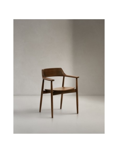 Silla Fondes de madera maciza de roble con acabado nogal FSC Mix Credit - Kave Home