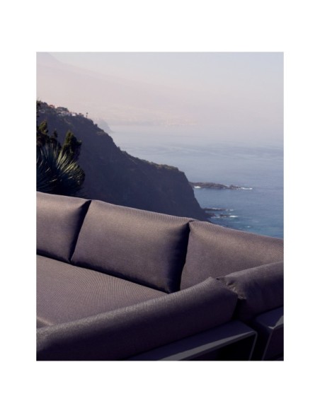 Set Tosqueta sofá rinconero 5 plazas y mesa de aluminio y madera maciza de teca FSC 100% - Kave Home