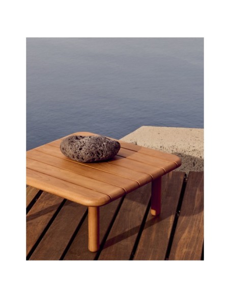 Mesa de centro Turqueta de madera maciza de teca 70 x 70 cm FSC 100% - Kave Home