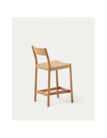 Taburete Yalia respaldo madera maciza roble acabado natural y asiento cuerda 65cm FSC 100% - Kave Home