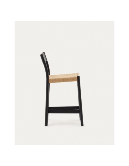 Taburete Yalia respaldo madera maciza roble acabado negro y asiento de cuerda 65cm FSC100% - Kave Home